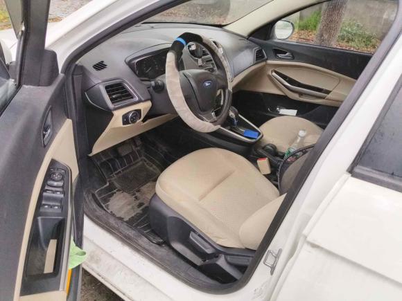 [苏州·苏E] 二手福特福睿斯2017款 改款 1.5L 自动舒适型