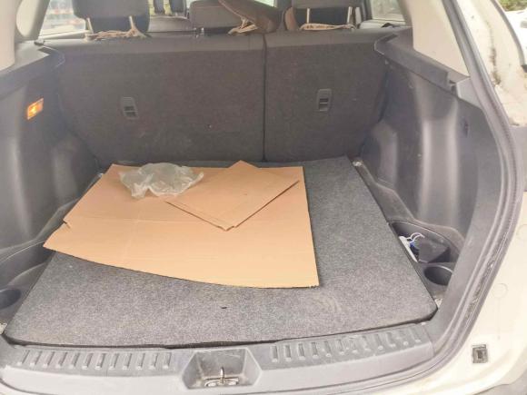 [上海·苏A] 二手奔腾奔腾X802013款 2.0L 自动舒适型