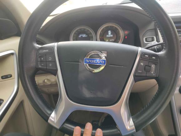 [广州·粤A] 二手沃尔沃沃尔沃XC602012款 T5 智尊版
