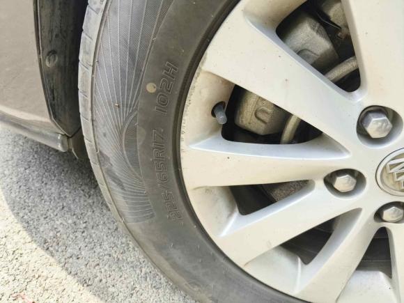 [上海·沪D] 二手别克别克GL82014款 2.4L CT豪华商务舒适版