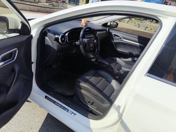 [青岛·鲁B] 二手名爵MG62017款 20T 自动豪华智联版 国V