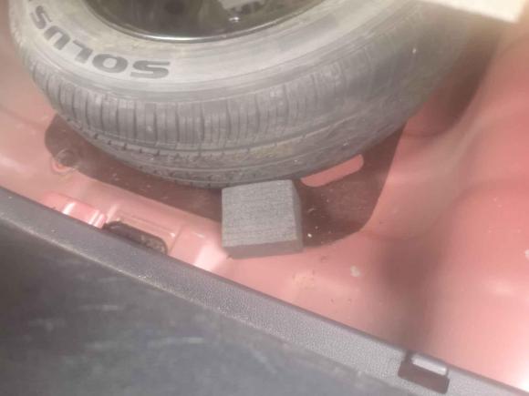 [温州·浙C] 二手现代瑞纳2010款 三厢 1.4L 自动时尚型GT