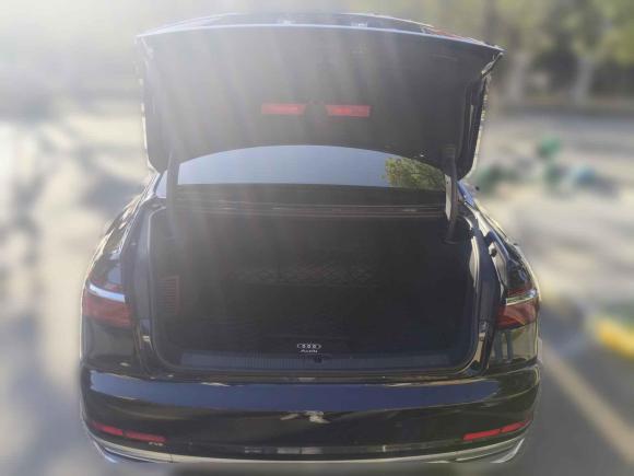 [南昌·赣A] 二手奥迪奥迪A82021款 A8L 50 TFSI quattro 舒适型