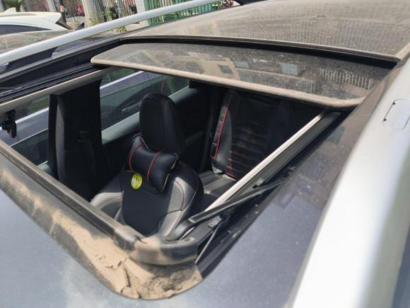 [上海·沪D] 二手Jeep自由光2017款 2.0L 优越版