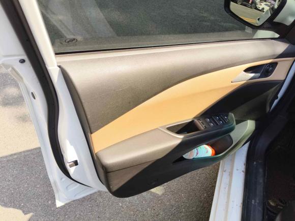 [成都·川A] 二手雪佛兰科鲁泽2022款 320 自动悦享版