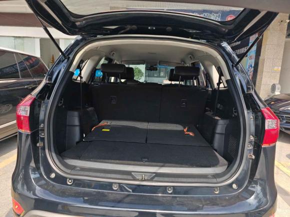 [广州·粤A] 二手江铃驭胜S3502016款 2.0T 自动两驱汽油豪华版7座