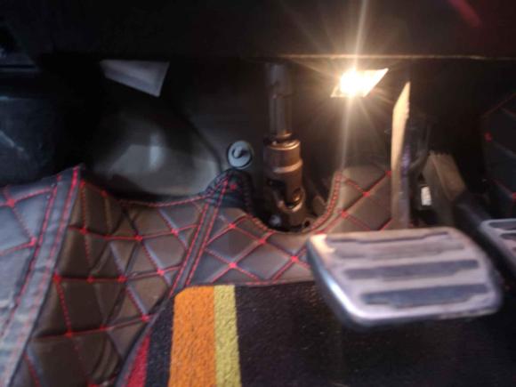 [无锡·闽C] 二手路虎揽胜极光2013款 2.0T 5门耀动版