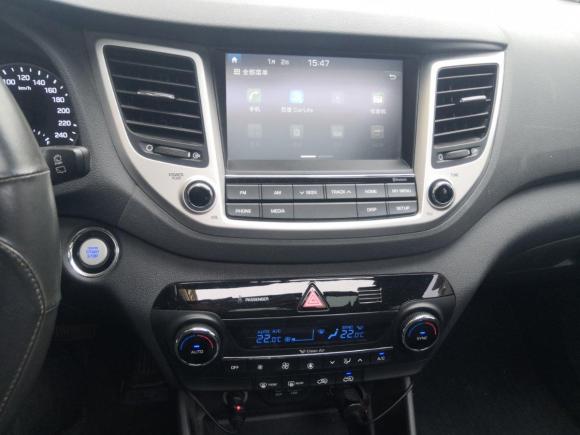 [上海·沪C] 二手现代途胜2018款 1.6T 双离合两驱15周年特别版