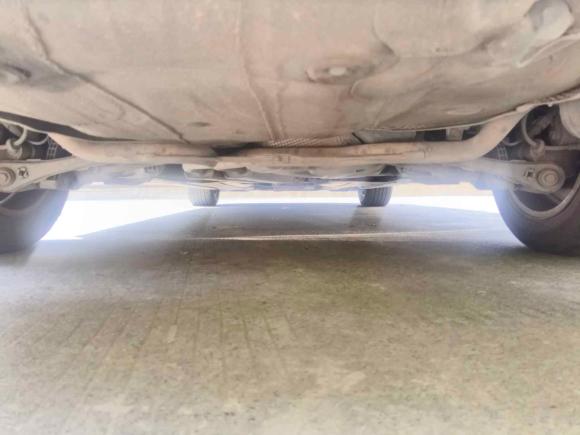 [上海·赣F] 二手奥迪奥迪A6L2011款 2.0 TFSI 自动标准型