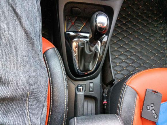 [合肥·皖A] 二手雷诺卡缤2015款 1.2T 自动舒适抢鲜版