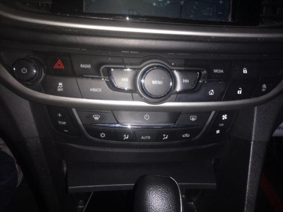 [南京·苏A] 二手别克阅朗2018款 18T 自动旗舰型