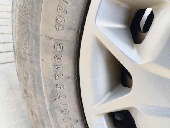 [广州·苏N] 二手福特全顺2017款 2.0T柴油多功能商用车中轴中顶国V