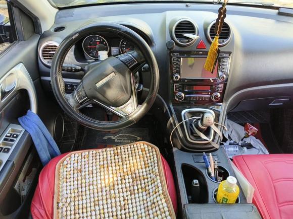 [上海·冀C] 二手哈弗哈弗H62016款 升级版 1.5T 手动两驱精英型