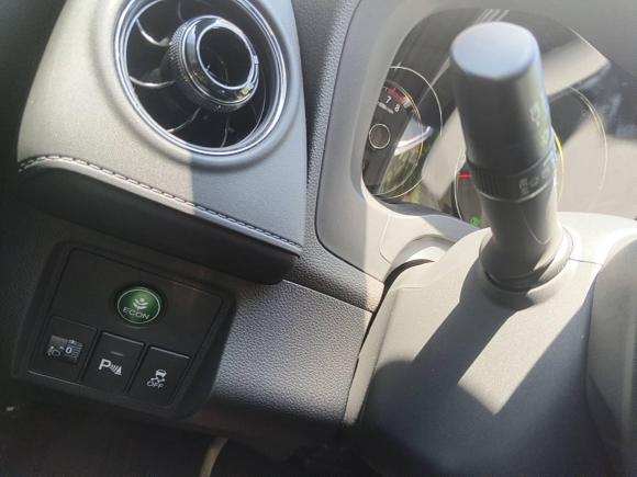 [上海·苏E] 二手本田本田XR-V2015款 1.8L VTi CVT豪华版