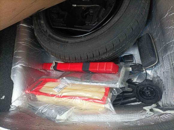 [义乌·粤S] 二手标致标致3012016款 1.6L 自动舒适版