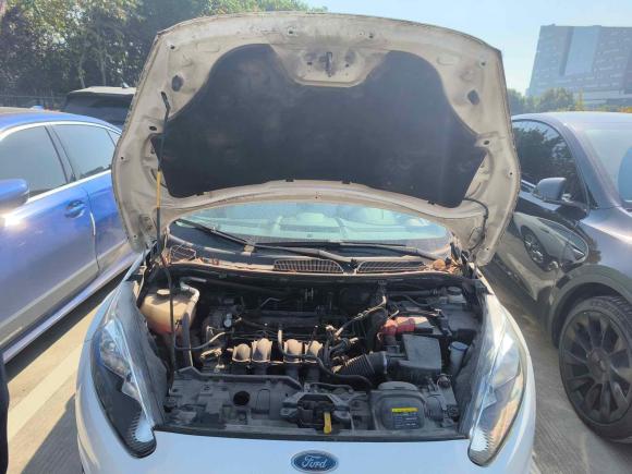 [南京·苏A] 二手福特嘉年华2013款 三厢 1.5L 自动时尚型