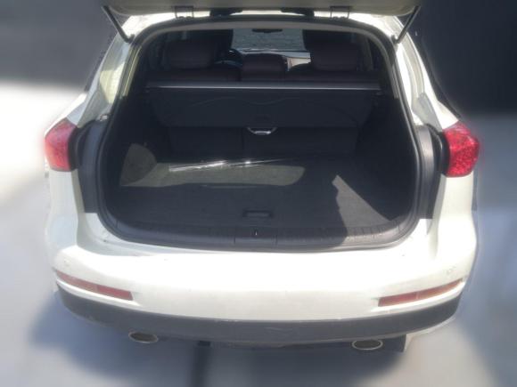 [佛山·粤E] 二手英菲尼迪英菲尼迪QX502013款 2.5L 两驱优雅版