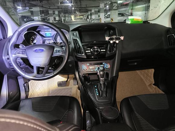 [佛山·粤Y] 二手福特福克斯2015款 三厢 1.6L 自动风尚型