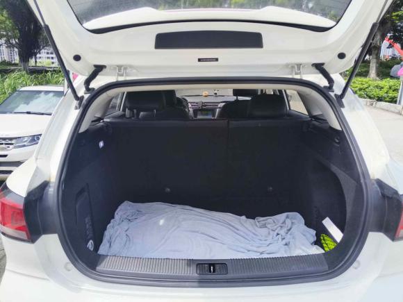 [佛山·粤B] 二手荣威荣威Ei52019款 豪华版