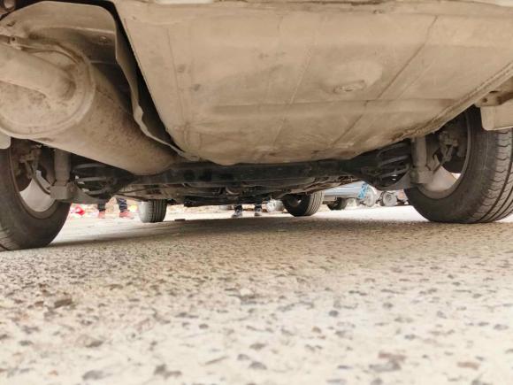 [济南·鲁A] 二手大众朗逸2013款 改款经典 1.6L 手动风尚版