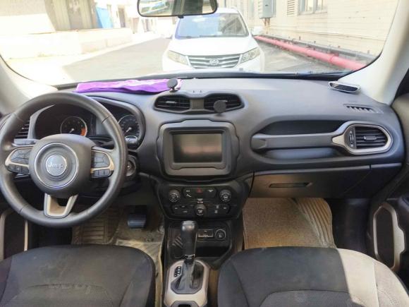 [佛山·粤E] 二手Jeep自由侠2018款 互联大屏版 180T 自动高能版