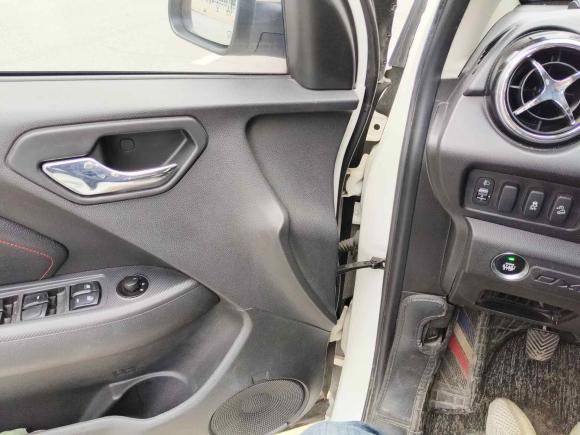 [南通·苏F] 二手东南东南DX32016款 1.5L 手动尊贵型