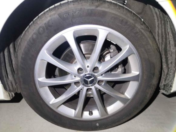 [合肥·皖A] 二手奔驰奔驰A级2021款 A 200 L 运动轿车时尚型