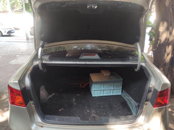 [广州·皖A] 二手荣威荣威3502014款 1.5L 手动迅驰版