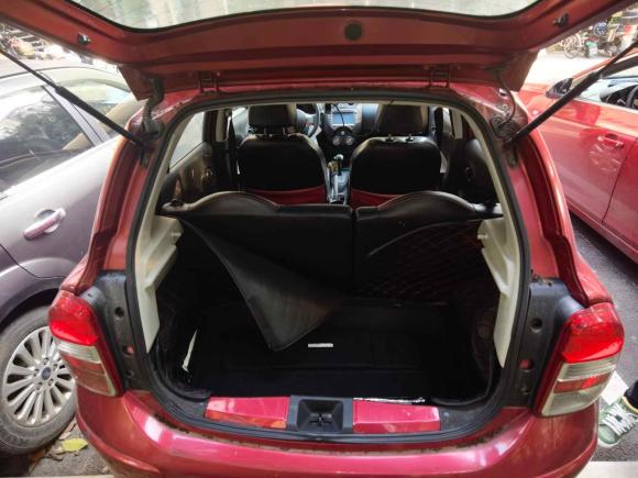 [无锡·苏B] 二手日产玛驰2010款 1.5L 自动易智版