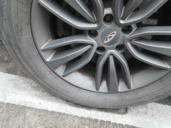 [义乌·浙G] 二手奇瑞瑞虎52015款 2.0L 手动家悦版