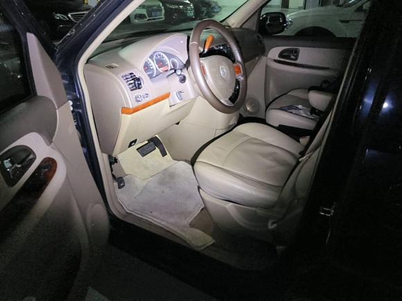 [深圳·粤S] 二手别克别克GL82006款 陆尊 3.0L CT 舒适版