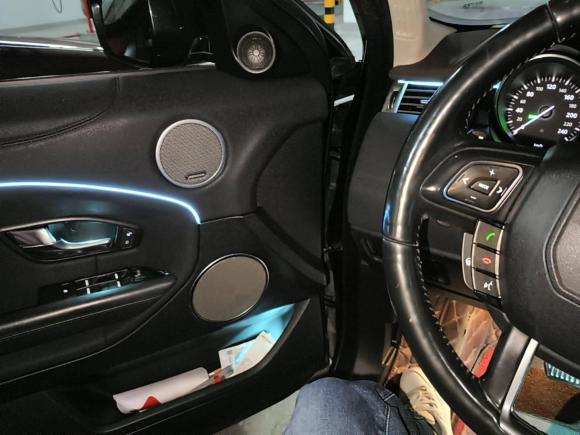 [南京·苏A] 二手路虎揽胜极光2016款 2.0T SE 智耀版