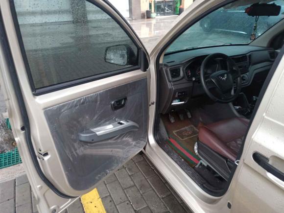 [无锡·苏B] 二手五菱汽车五菱宏光V2019款 1.5L劲取版国VI LAR