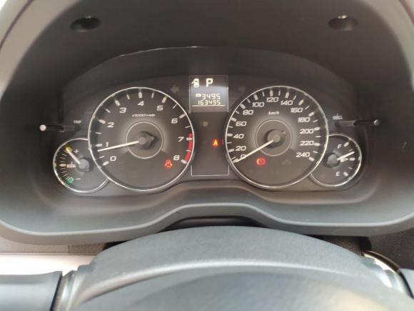 [佛山·粤Y] 二手斯巴鲁力狮2010款 2.0i豪华旅行版