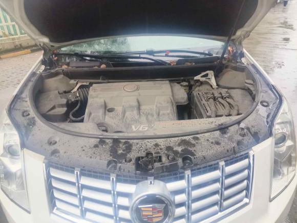 [苏州·苏E] 二手凯迪拉克凯迪拉克SRX2015款 3.0L 舒适型