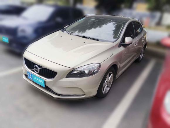 [杭州·浙A] 二手沃尔沃沃尔沃V402017款 T3 智尚版