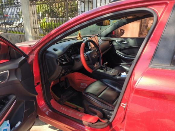 [苏州·皖L] 二手陆风陆风逍遥2018款 1.5GTDI CVT全景白银版