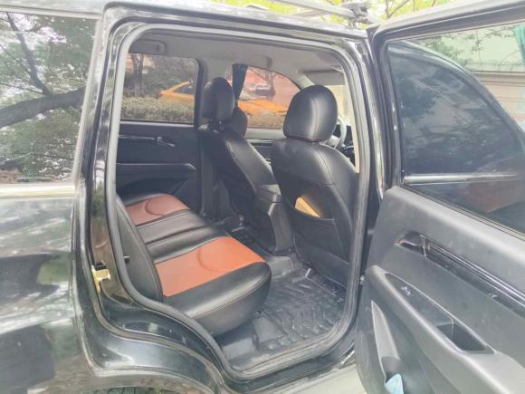 [湖州·浙E] 二手陆风陆风X82015款 探索版 2.0T 柴油4X2豪华型