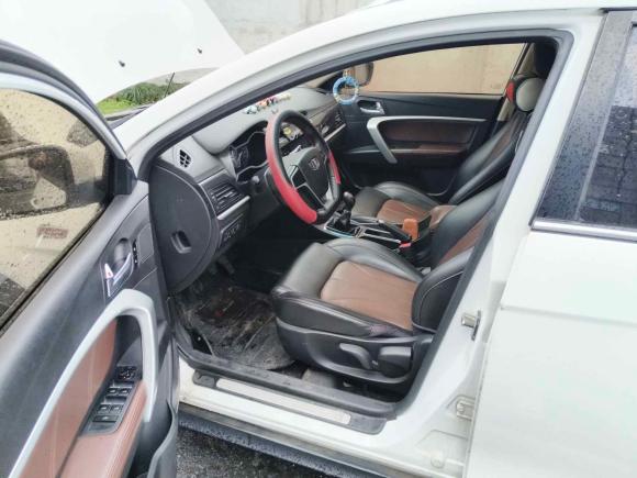 [杭州·豫R] 二手吉利汽车帝豪2017款 两厢RS百万款 1.5L 手动向上版