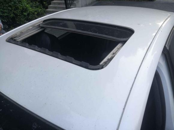 [金华·苏A] 二手标致标致5082012款 2.0L 自动天窗经典版