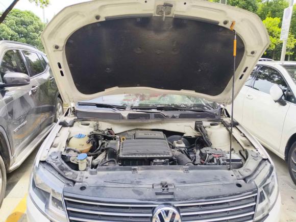 [苏州·苏E] 二手大众朗逸2015款 1.6L 自动风尚版