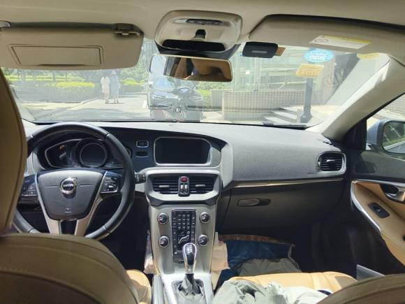 [宁波·浙B] 二手沃尔沃沃尔沃V402016款 T3 智雅版