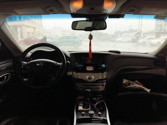 [无锡·苏B] 二手英菲尼迪英菲尼迪Q702013款 Q70L 2.5L 舒适版