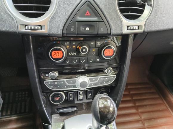 [上海·沪A] 二手雷诺科雷傲2012款 2.5L 四驱舒适导航版