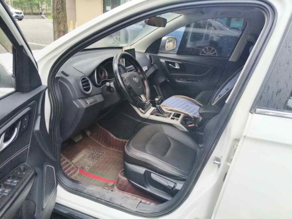 [上海·陕A] 二手奔腾奔腾X402019款 1.6L 自动豪华型 国VI