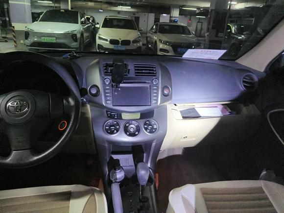 [上海·浙F] 二手丰田RAV4荣放2011款 2.0L 自动经典版
