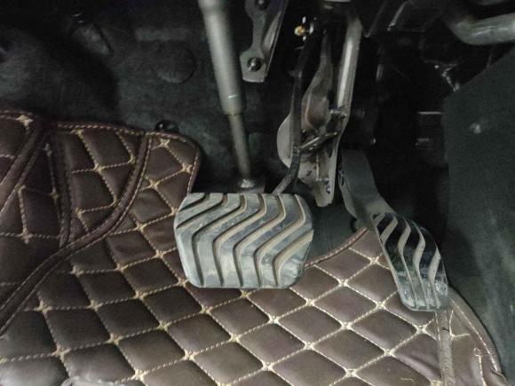 [青岛·鲁B] 二手雷诺科雷嘉2017款 2.0L 两驱豪华版