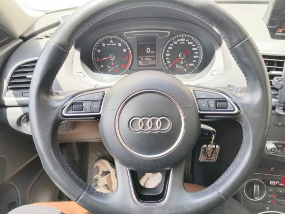 [无锡·苏B] 二手奥迪奥迪Q32017款 30 TFSI 时尚型