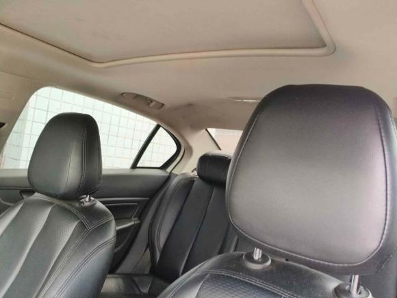 [广州·鄂D] 二手标致标致4082015款 1.2T 自动豪华版