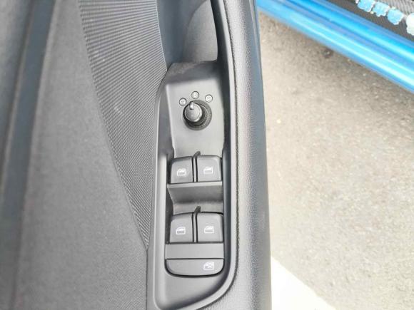 [南京·苏A] 二手奥迪奥迪A32016款 Sportback 35 TFSI 领英型